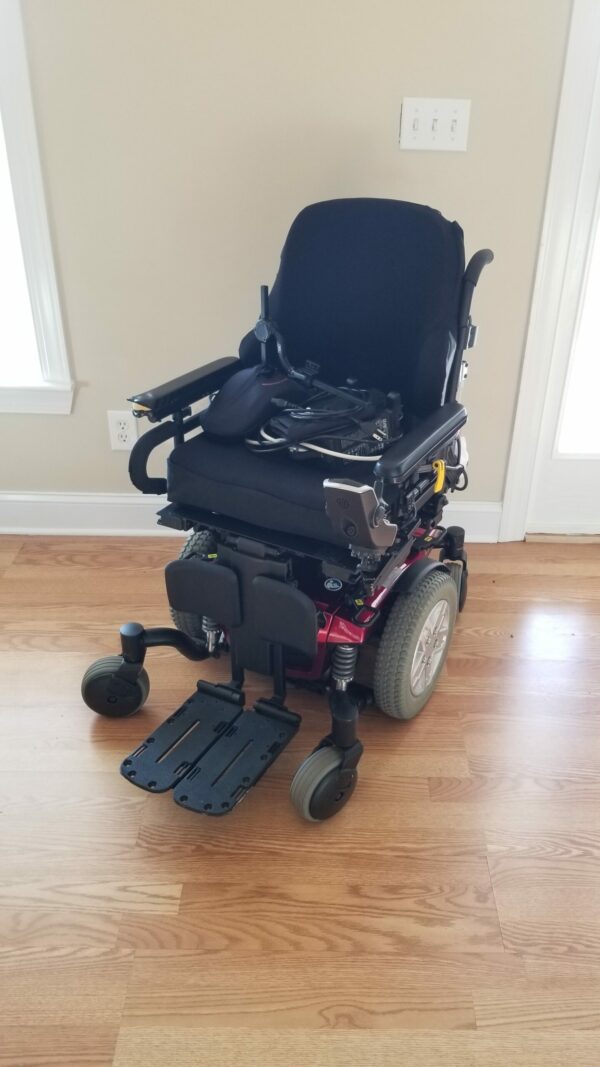 Sunrise Medical Quantum Q6 Edge powerchair