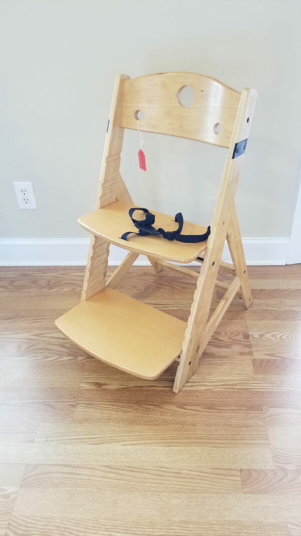Special Tomato Height Right Chair