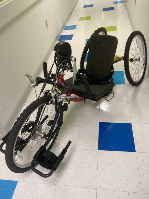 Invacare Top End Excelerator Hand Cycle, 16" wide
