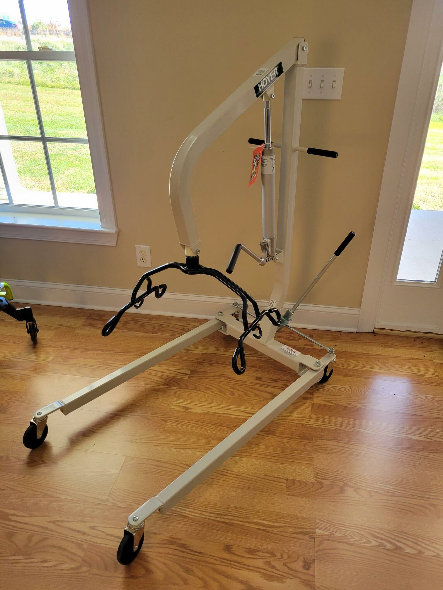 Hoyer manual Lift Children's Assistive Technology Service (C.A.T.S.)