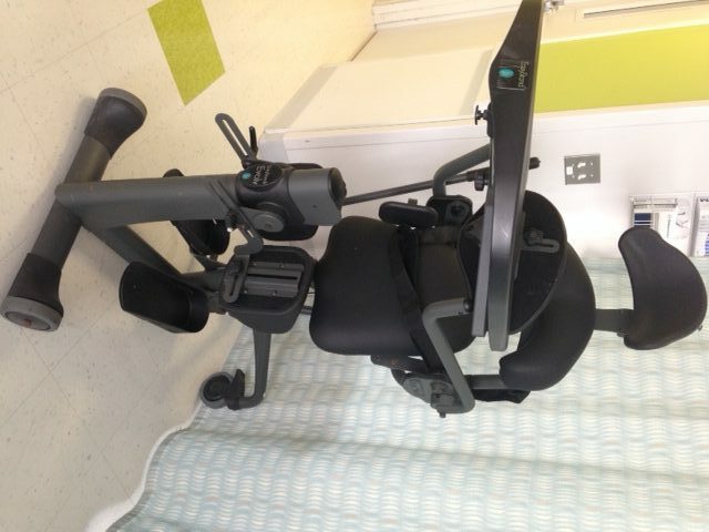 Evolv Stander