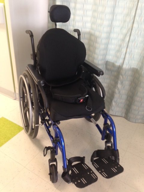 QXI Folding Manual Wheelchair