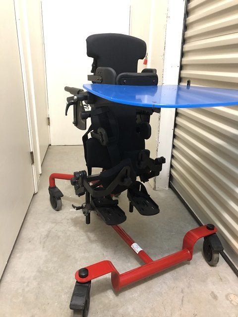 Bantam sit to stand stander