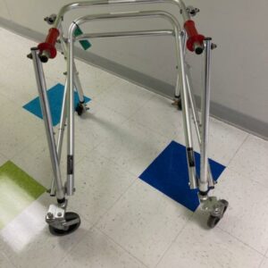 Kaye Posture Control Walker, adolescent