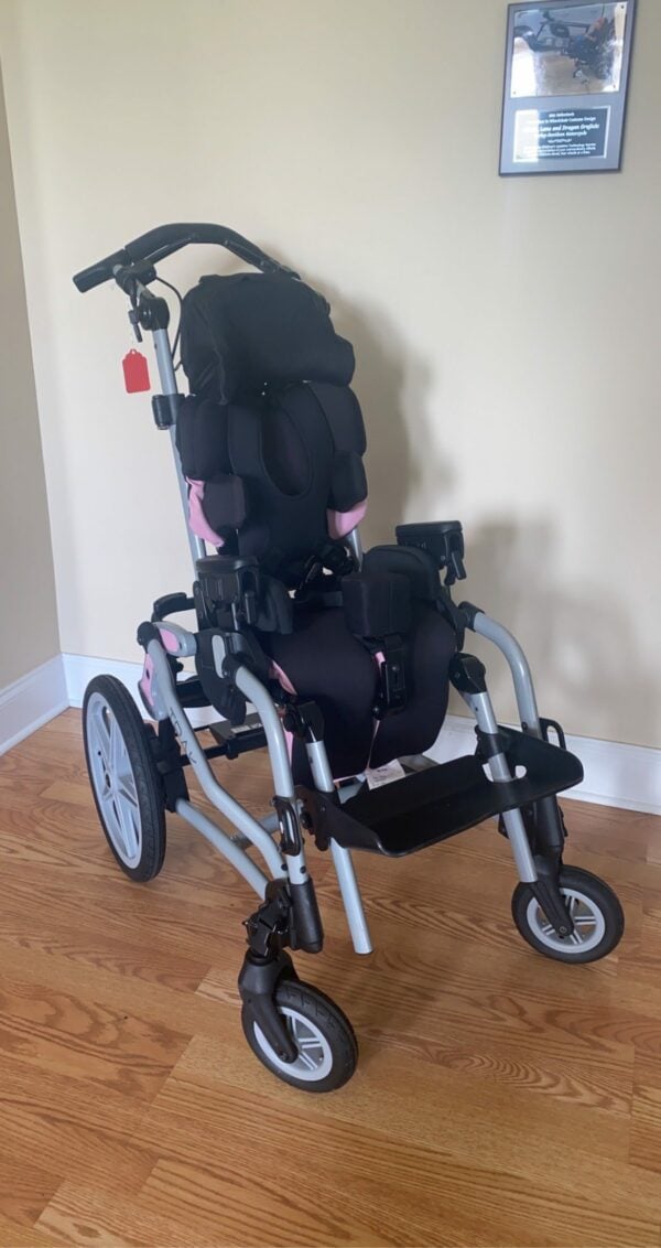 Leggero Trak adaptive stroller, 12" wide