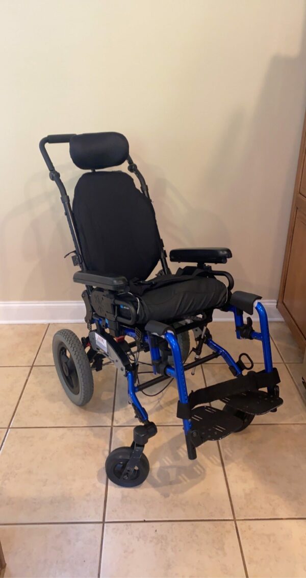 Ki mobility Flip Wheelchair, 15" wide
