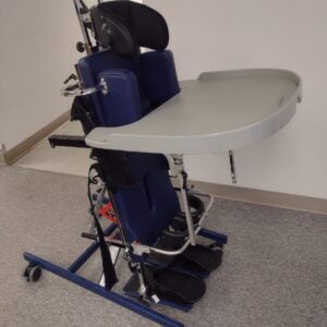 R82 Buffalo stander, size 2