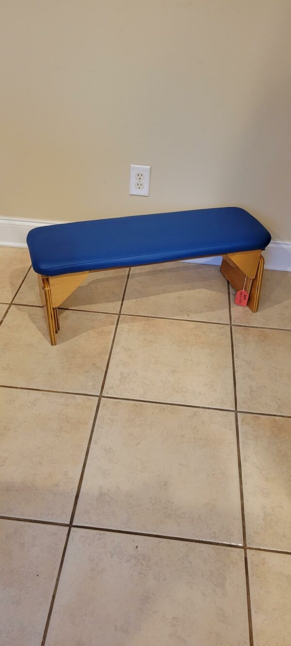 Therapy bench