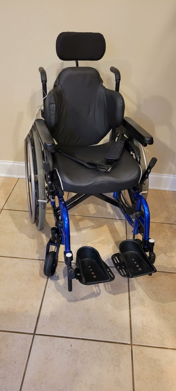 Quickie 2 wheelchair, 16" wide