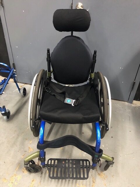 Ki Clik rigid frame manual wheelchair, 15" wide
