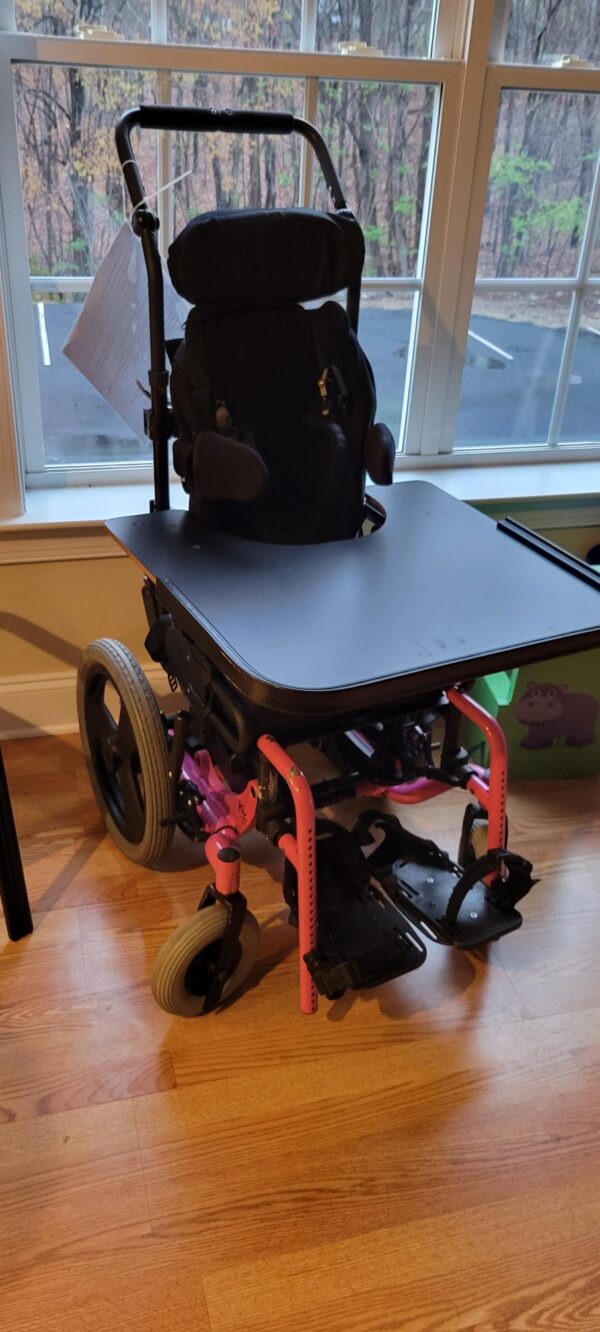 Focus CR rigid frame TIS wheelchair, 14" wide