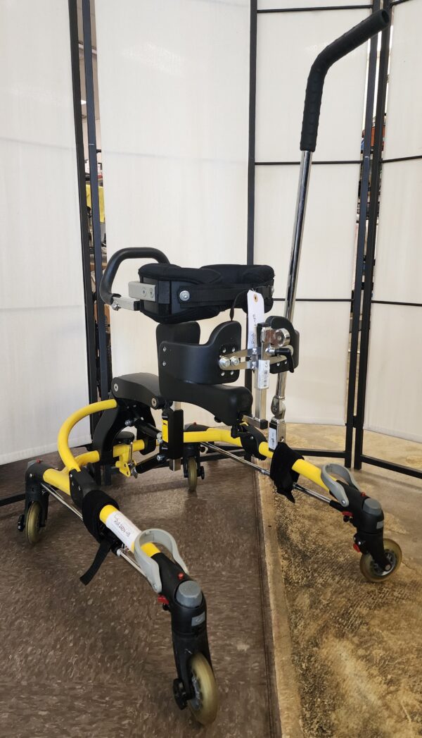 R82 Mustang Gait Trainer, size 1