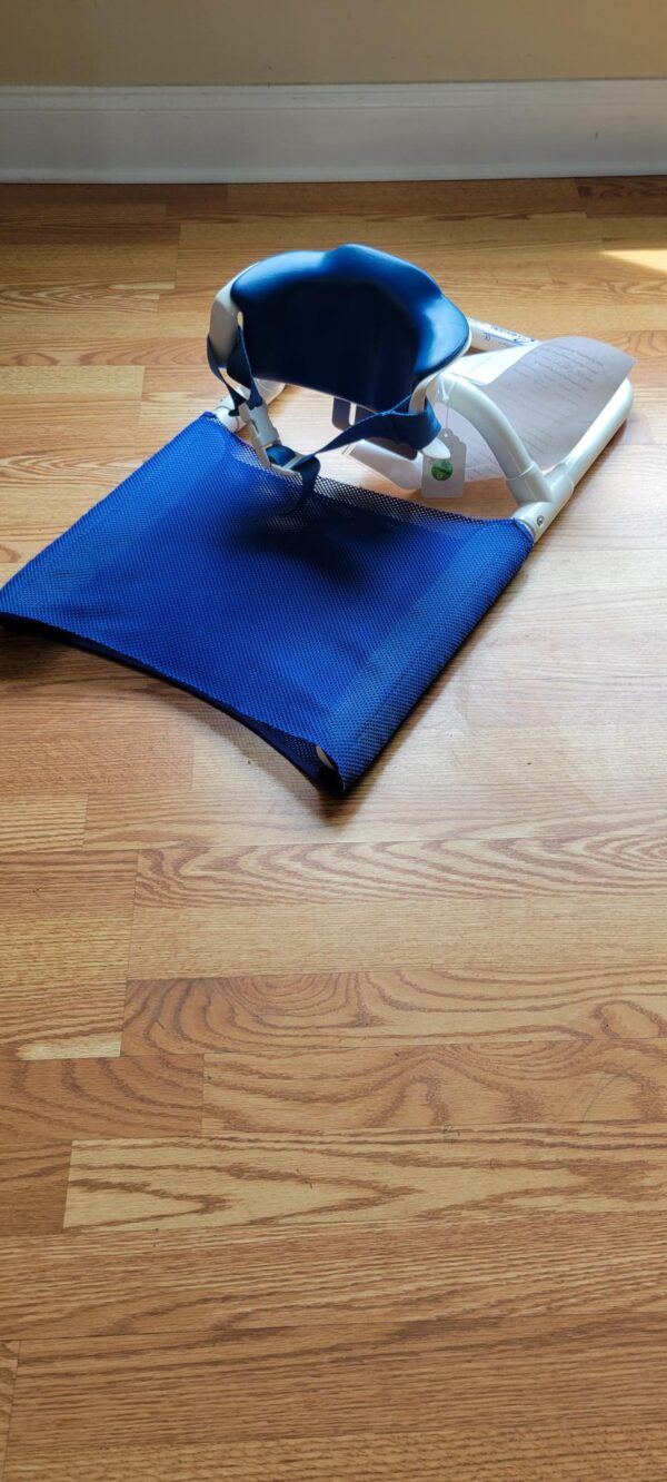 Columbia wrap around bath seat size small