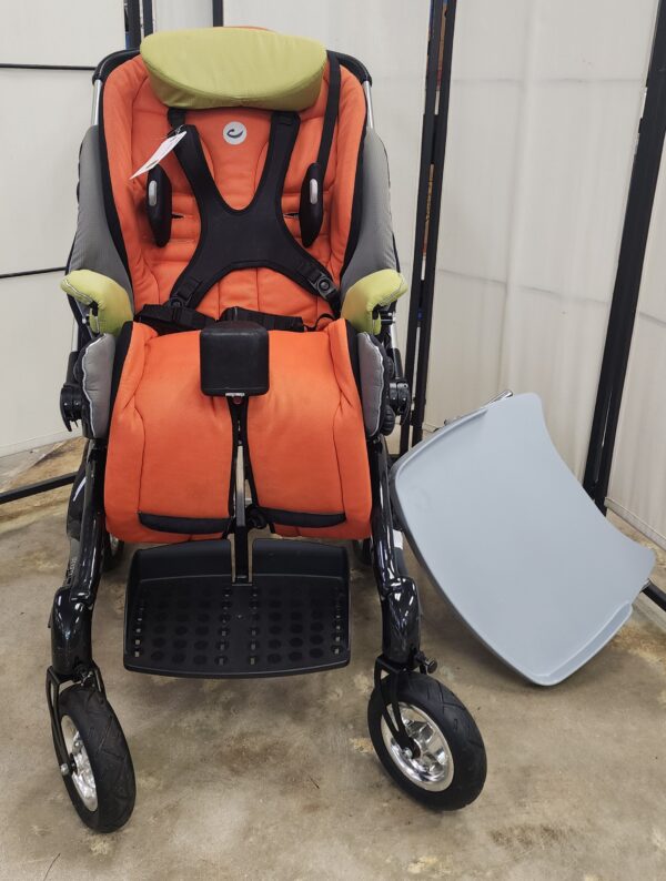 R82 Stingray Adaptive Stroller - Size 2