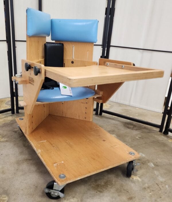 Kaye products corner chair - Model C4