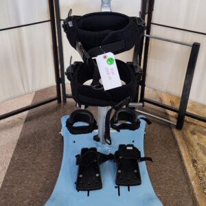R82 Meerkat Stander Size 1