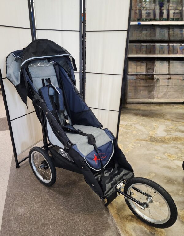Adaptive Star Axiom Improv Push Chair - Size 2
