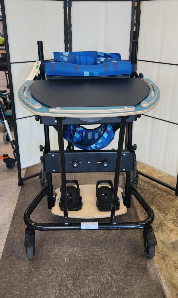Leckey Freestander, size 3