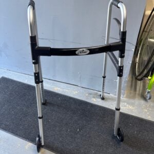 Anterior Rolling Walker, adult