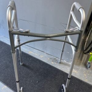 Anterior Rolling Walker, adult