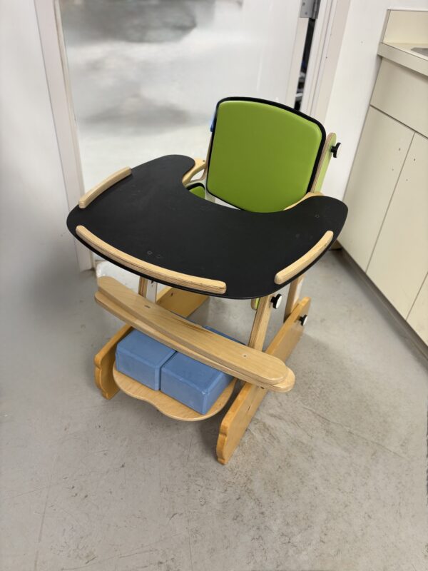 PAL Seat by Leckey, Size 3