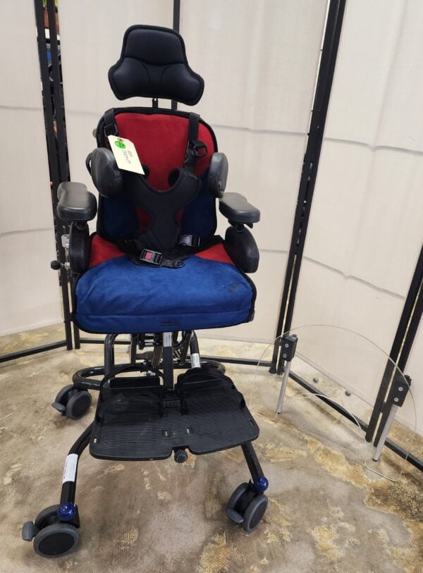 Snug seat R82 Wombat High/Low chair size 2