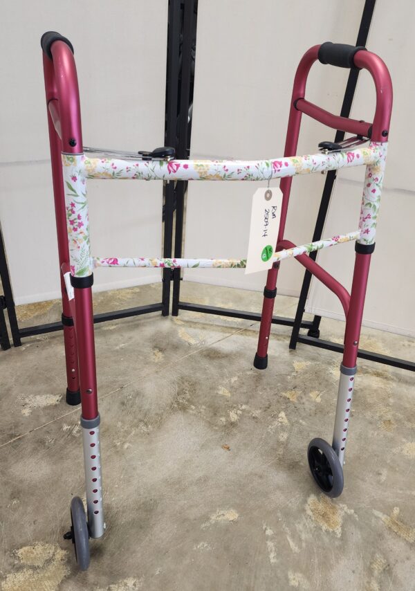 NOVA Folding anterior walker