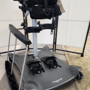 R82 Meercat, size 3 with Rocker base