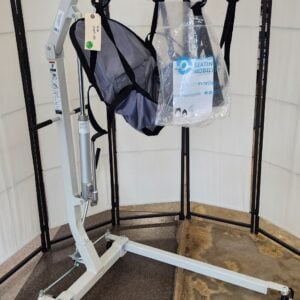 Hoyer Hydraulic Lift with universal sling (no head support)
