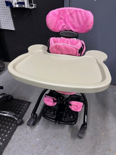 Leckey Squiggles Stander