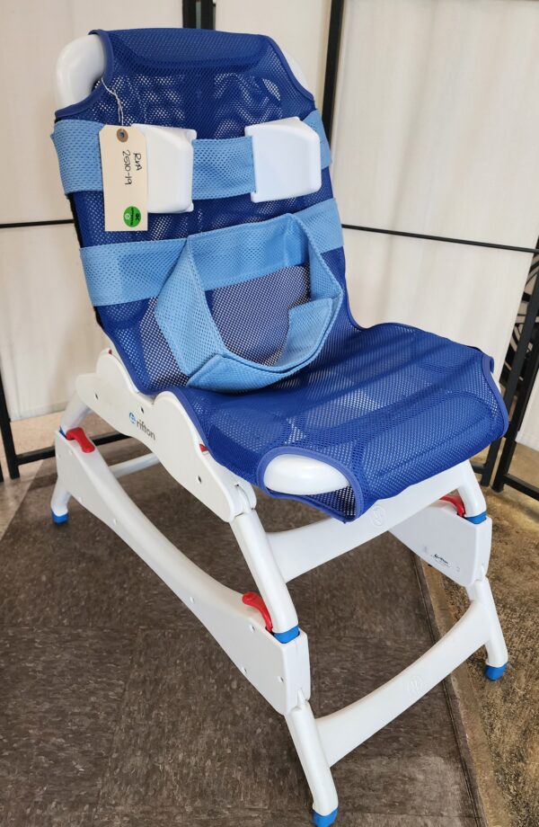 Rifton Wave Bathchair w/ tub stand