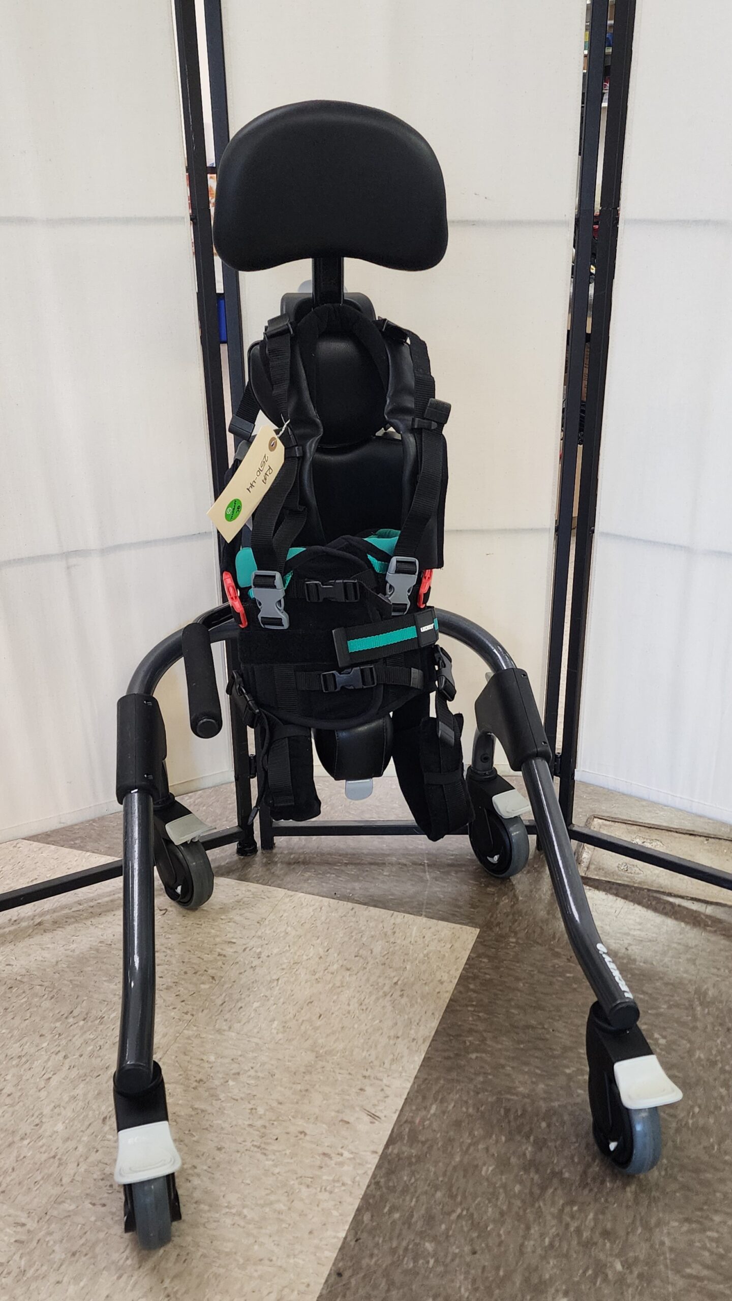 Leckey MyWay Gait Trainer, Size 1