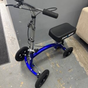 Knee Scooter, steerable