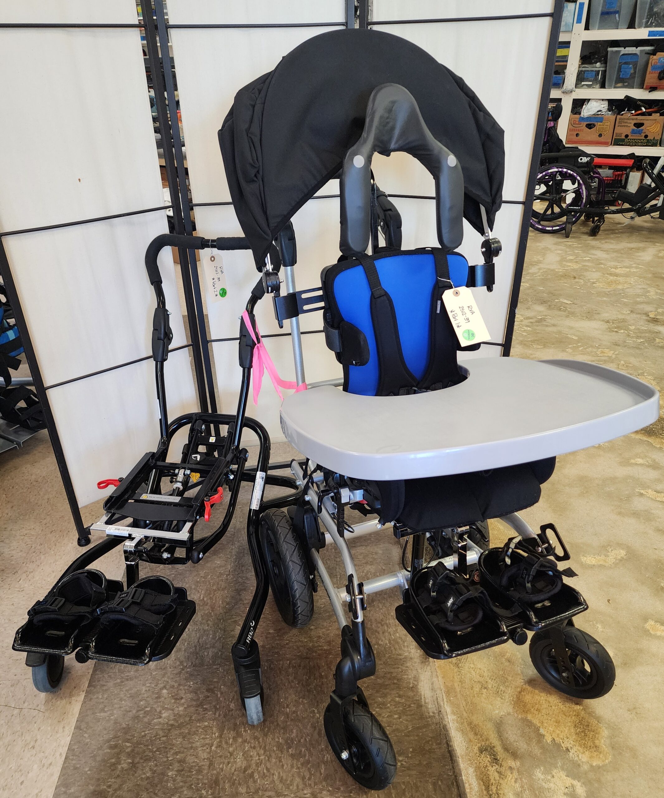 R82 XPanda seat (size 2) with High low base