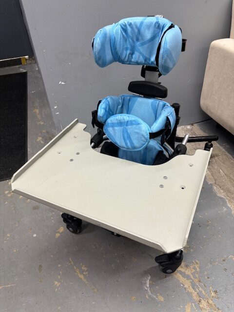 Leckey Squiggles Stander