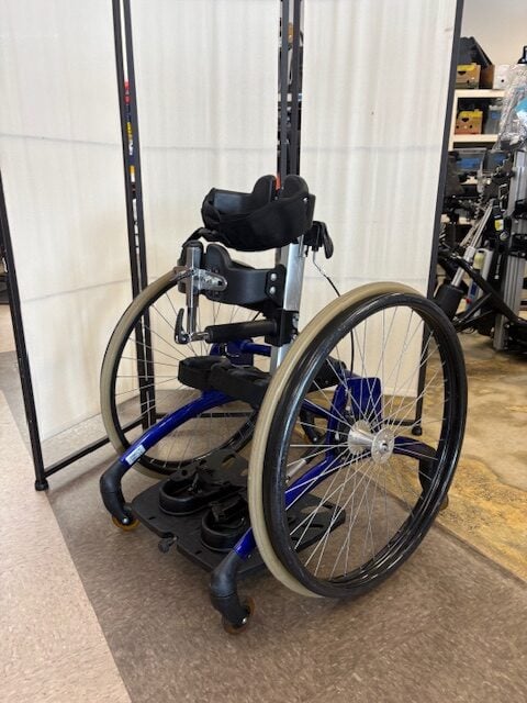 Rabbit Up Mobile Stander- size 2