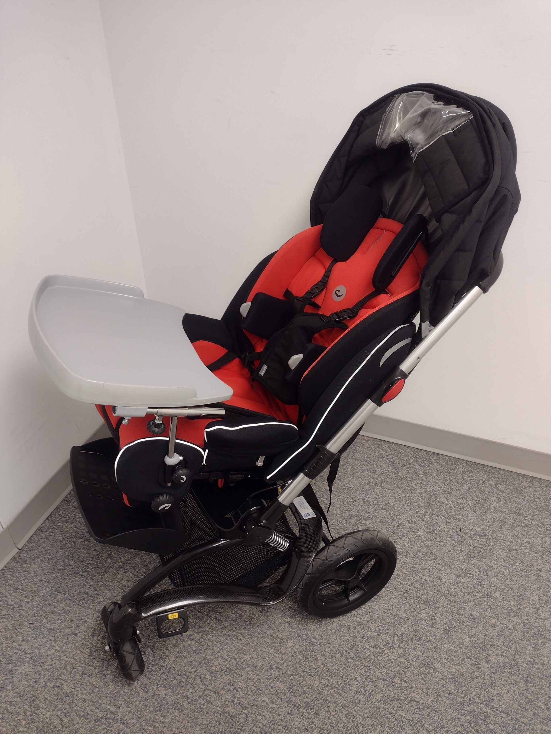 R82 Stingray Adaptive Stroller Size 2