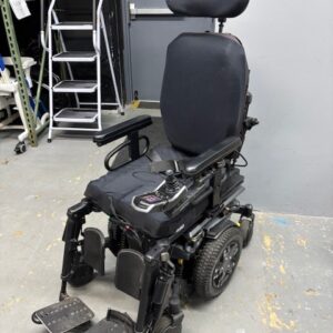 Quantum Edge power wheelchair, 16" wide