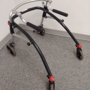 R82 Crocodile Gait Trainer, size 2