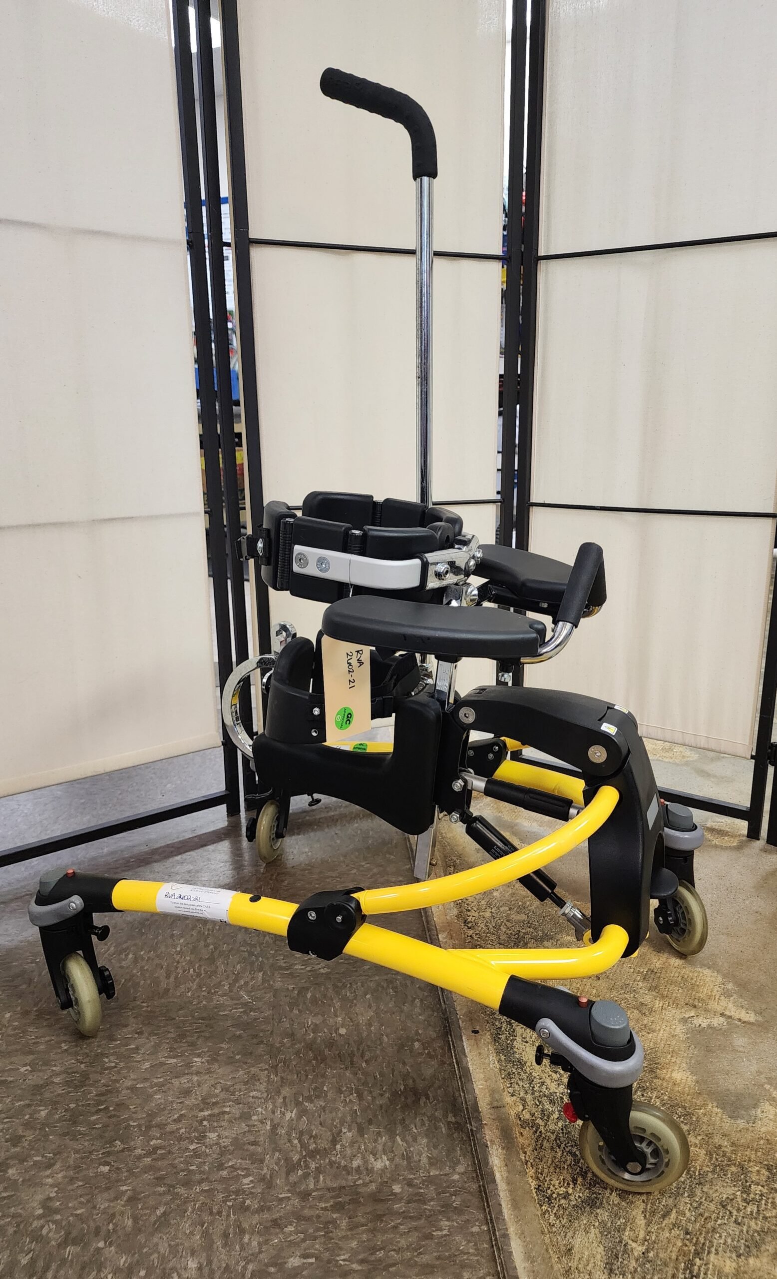 R82 Mustang Gait Trainer size 1