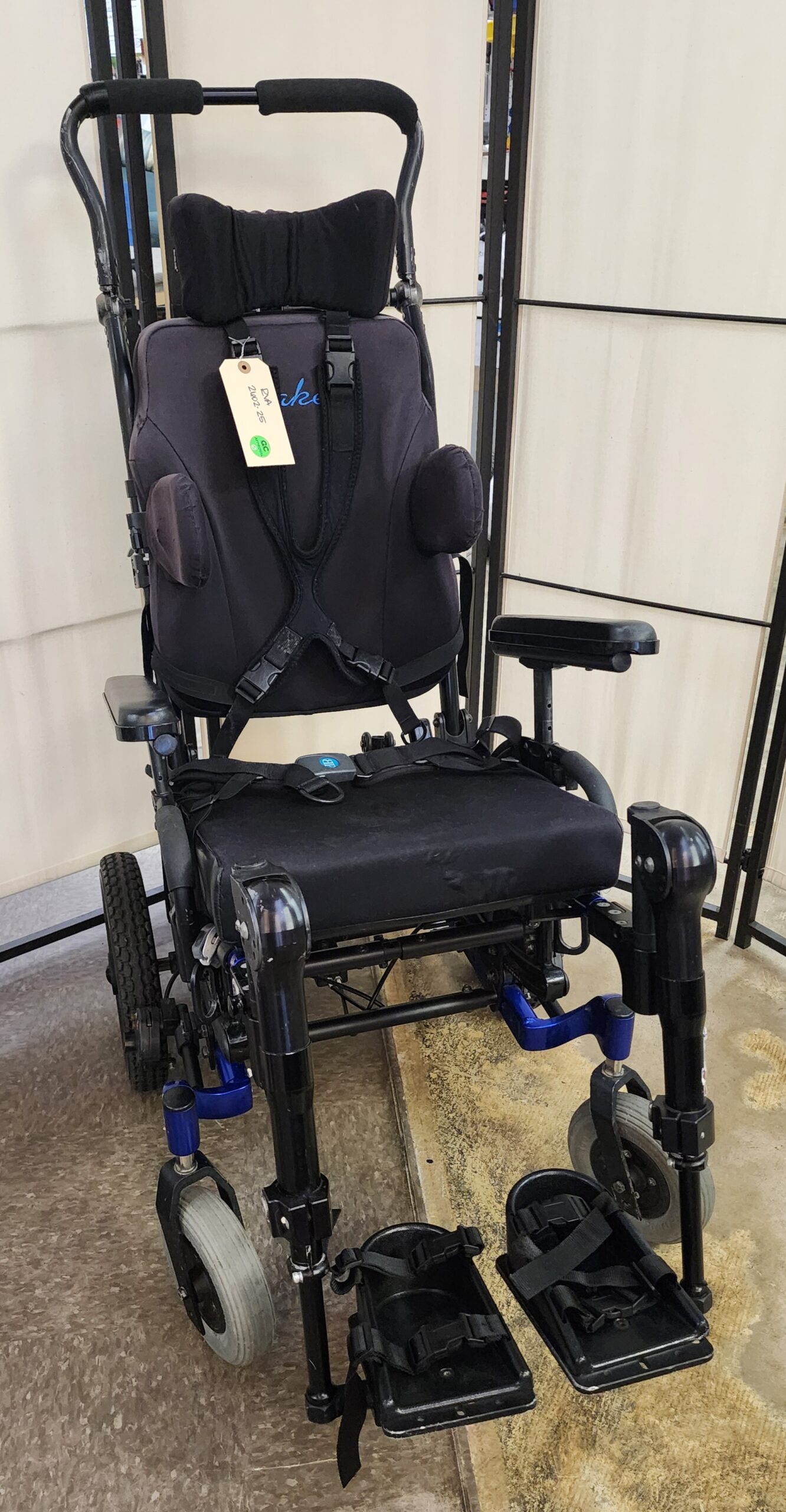 Zippie Tilt in space - Rigid Frame 15"