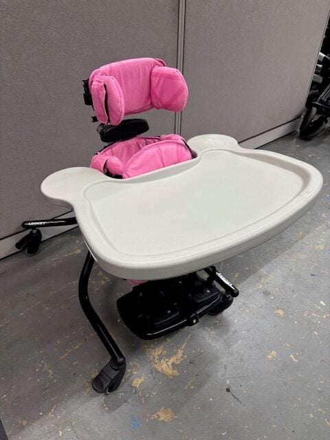 Leckey Squiggles Stander