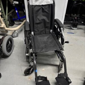 Drive Viper folding wheelchair, 14" wide