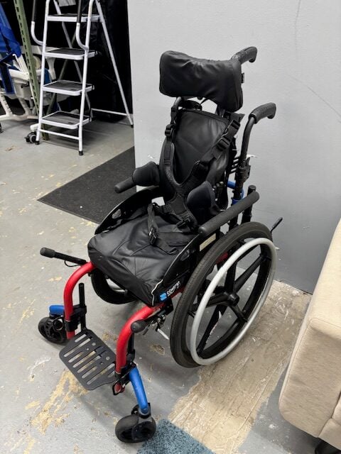 Ki Clik rigid frame manual wheelchair, 12" wide