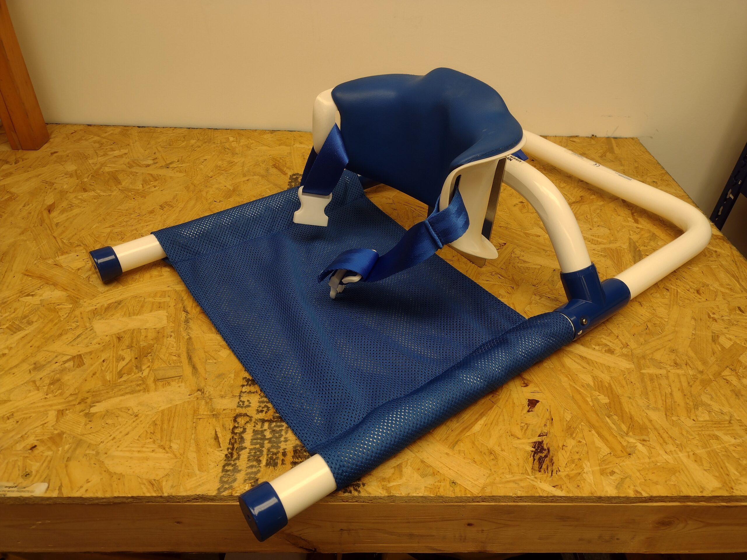 Columbia Wrap-Around Bath Seat, Model 7200, Small