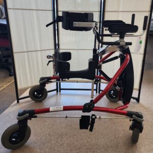 r82 mustang gait trainer, size 3