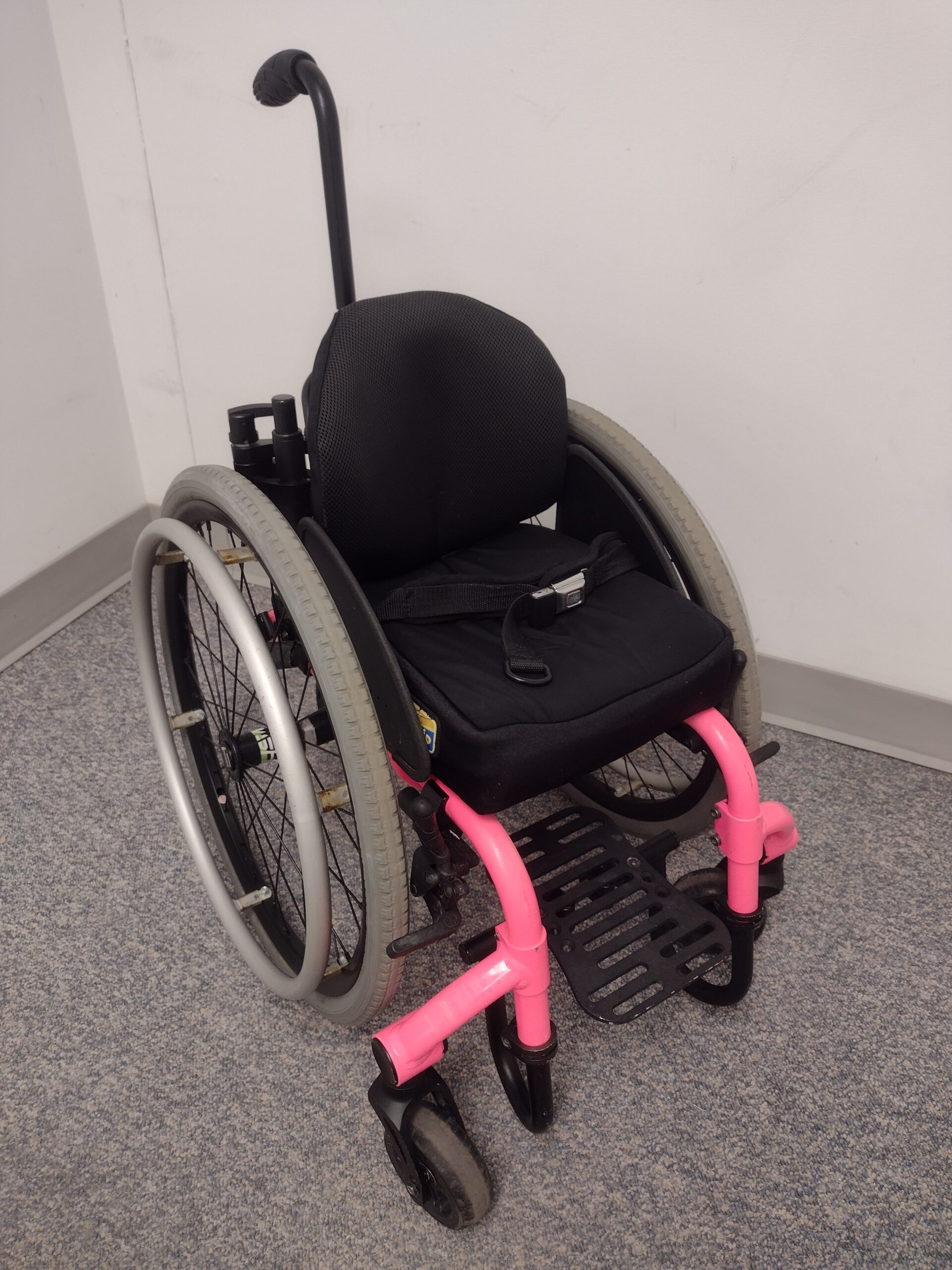 TiLite Twist Rigid Manual Wheelchair, 10" wide