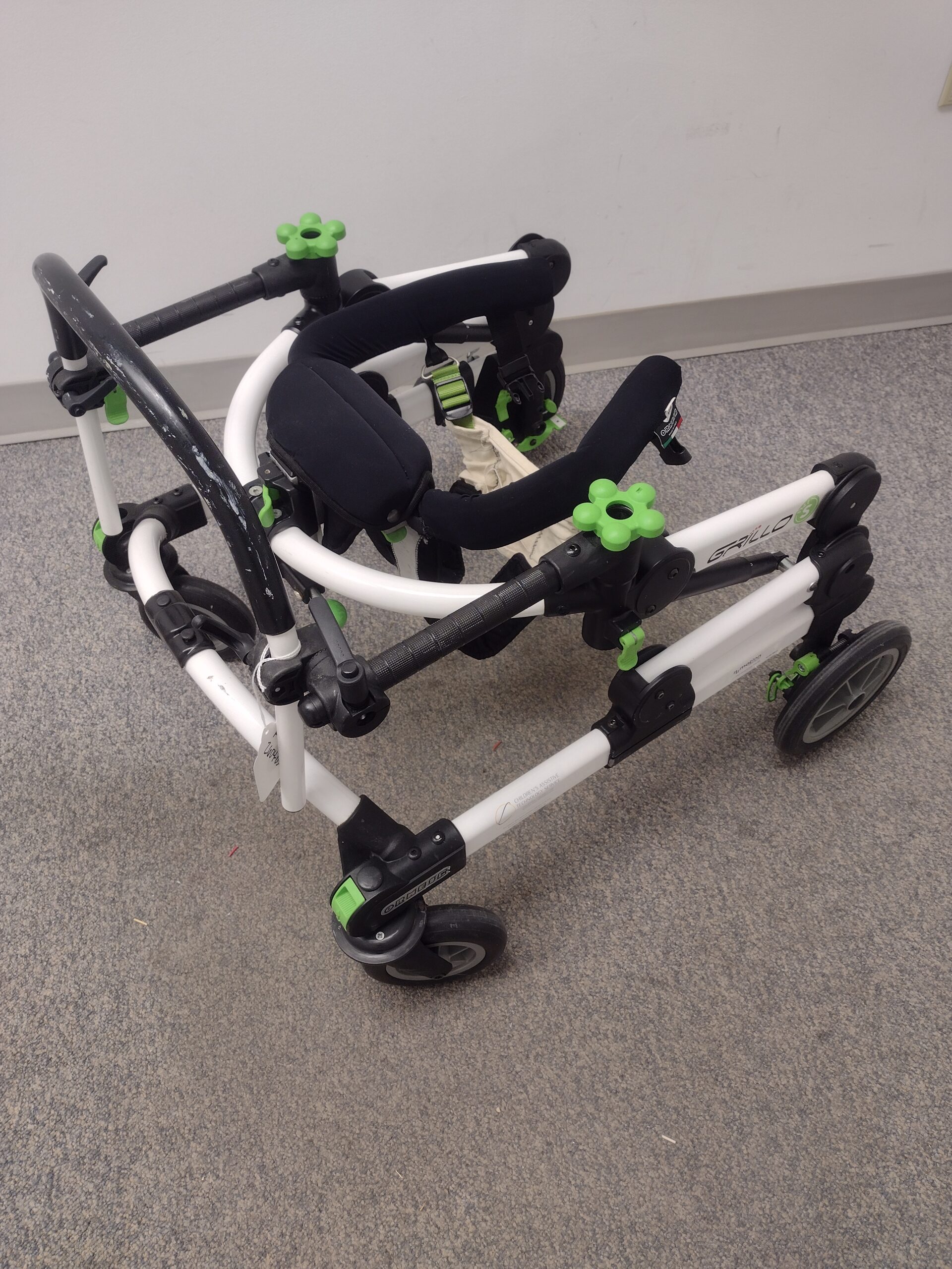 Ormesa Grillo Gait Trainer, Anterior, Size Small