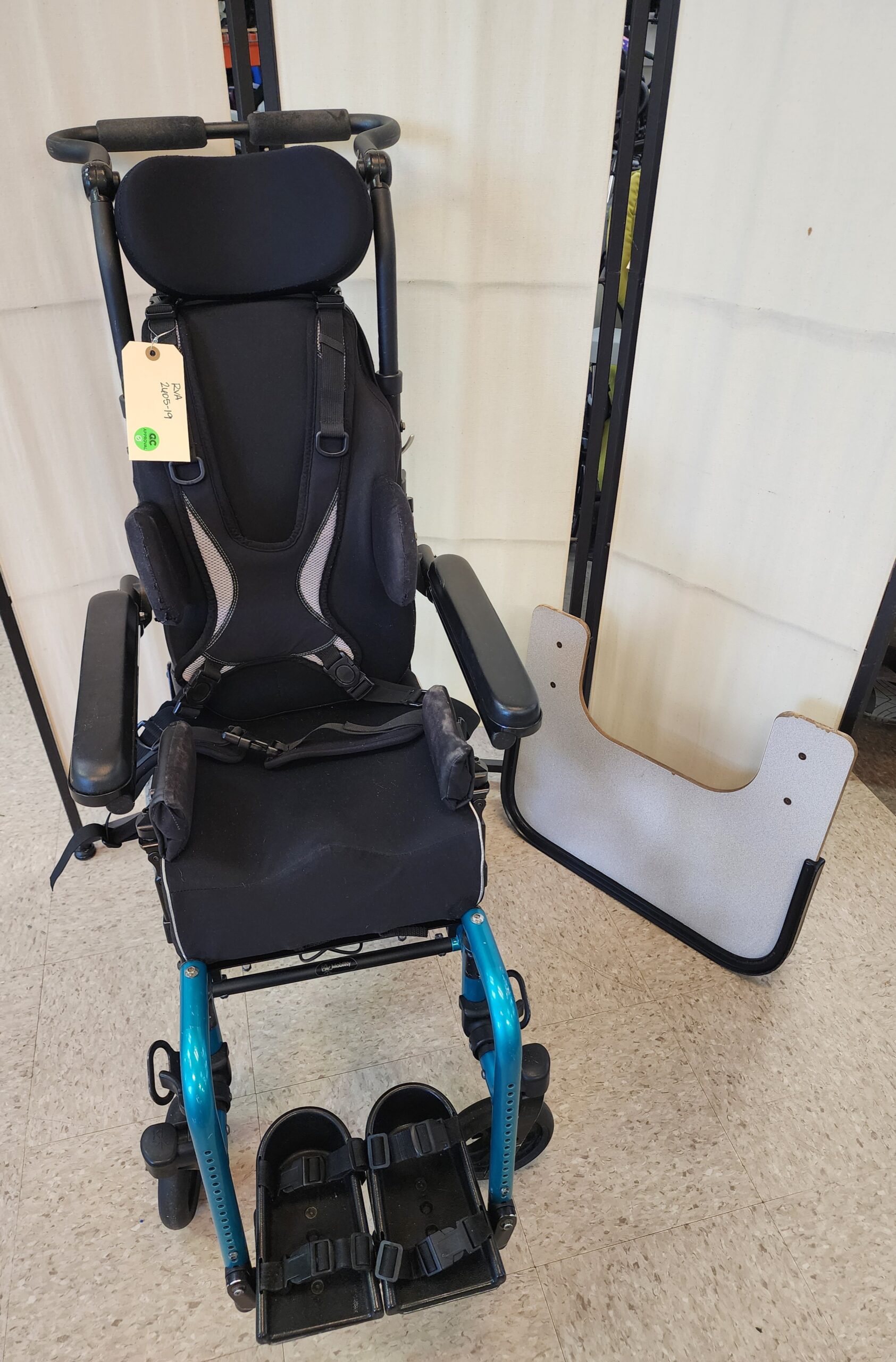 KiMobility FLIP manual wheelchair-Folds, tilts, and reclines 12"
