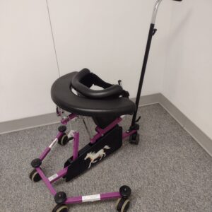 r82 pony gait trainer, size 1
